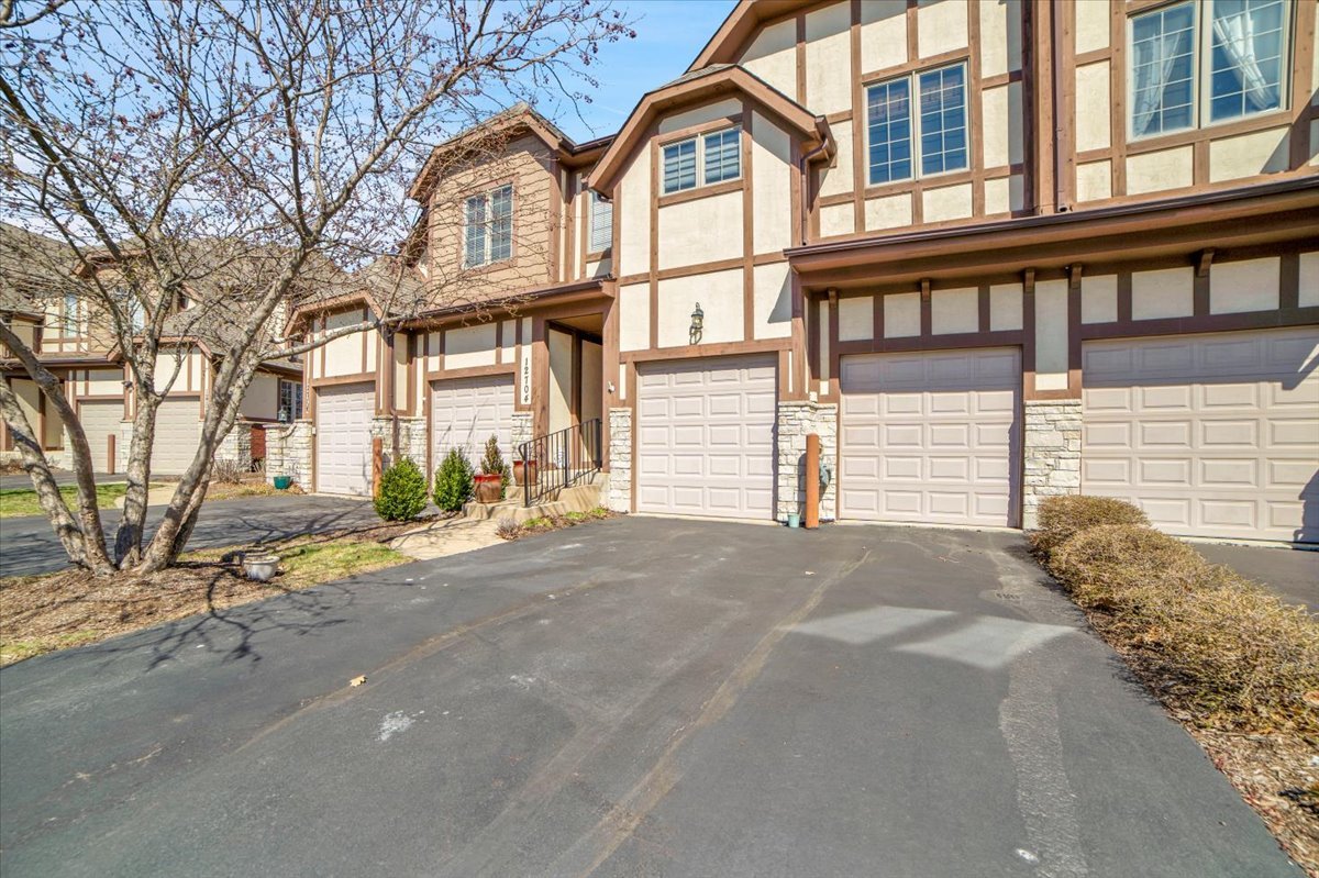12704 Wild Rye Court Plainfield IL 60585