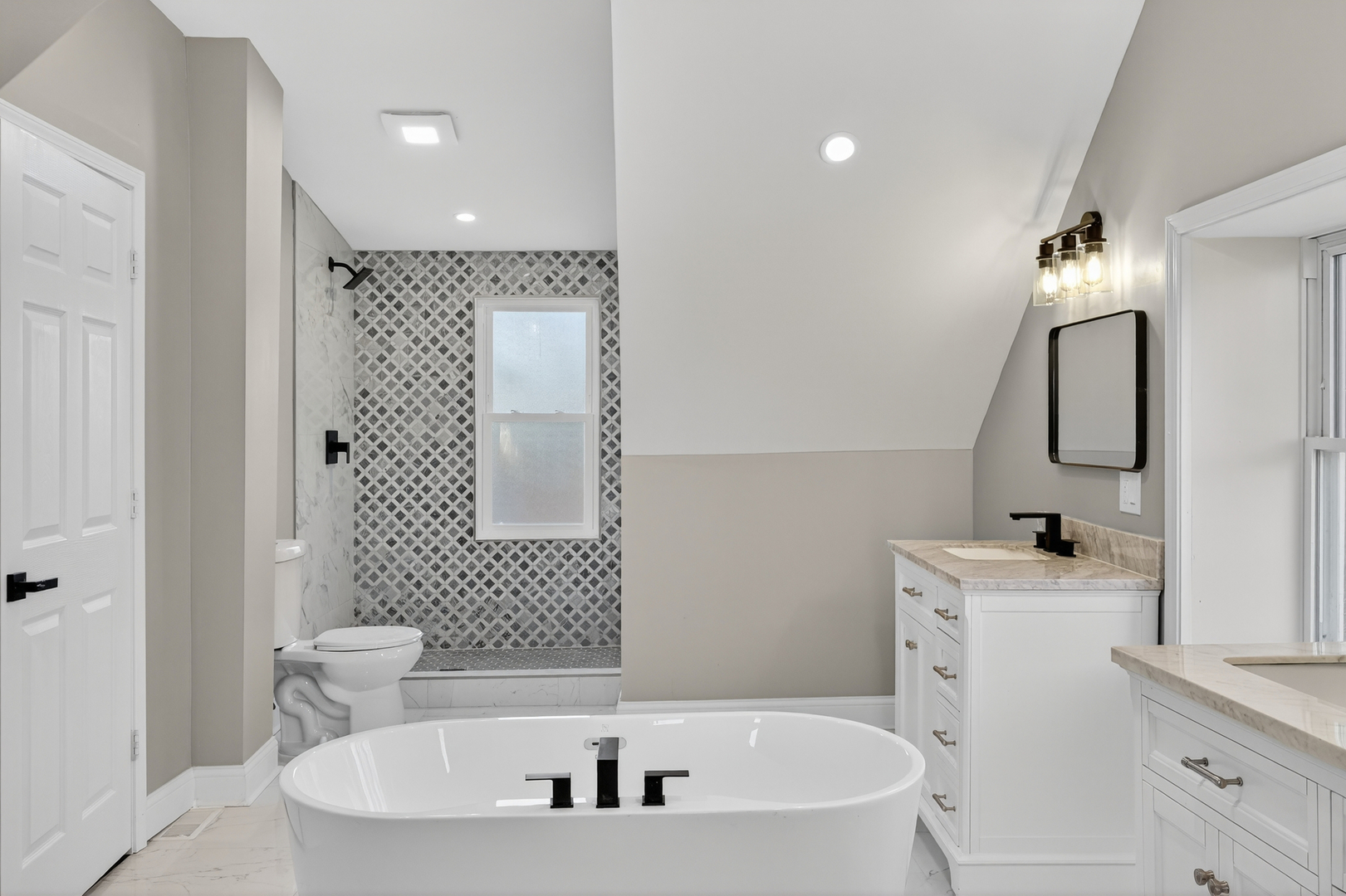 9100 South Wallace Street Chicago IL 60620