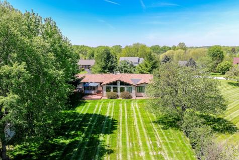 0S885 Spring Green Way Batavia IL 60510