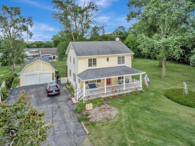 4S069 Barclay Road Naperville IL 60563