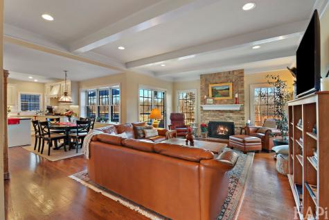 1727 Telegraph Road Bannockburn IL 60015