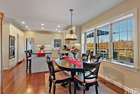 1727 Telegraph Road Bannockburn IL 60015