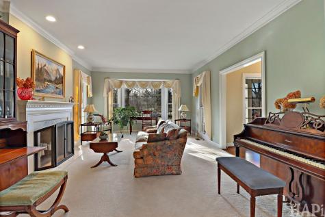 1727 Telegraph Road Bannockburn IL 60015