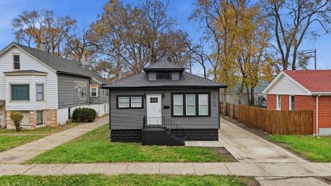 312 East 136th Street Chicago IL 60827