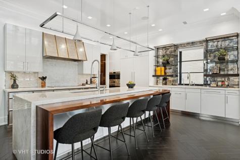 1878 North Orchard Street Chicago IL 60614
