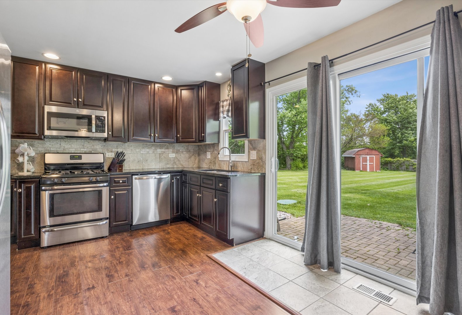 2712 South Schoolhouse Road New Lenox IL 60451