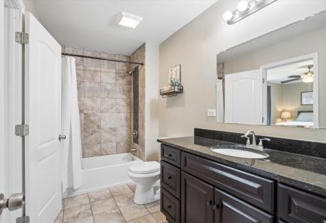 2712 South Schoolhouse Road New Lenox IL 60451