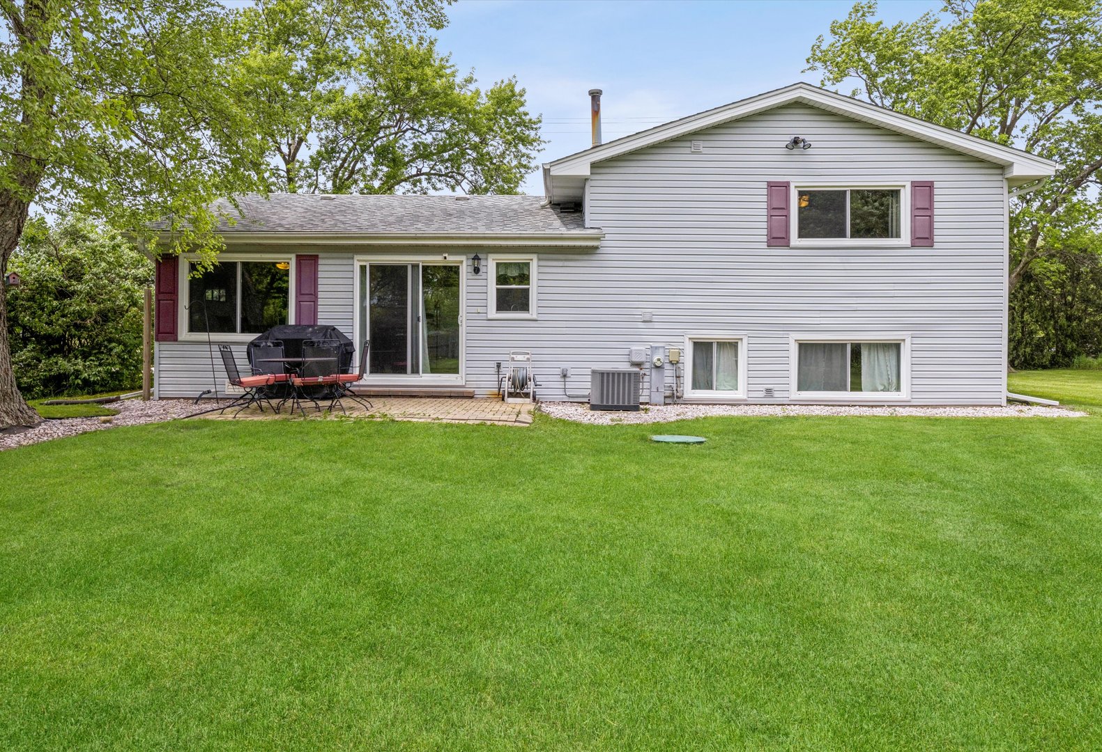 2712 South Schoolhouse Road New Lenox IL 60451