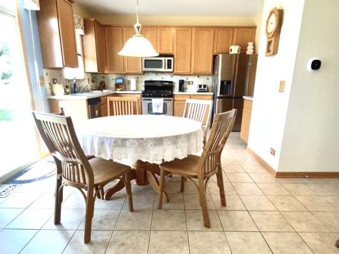 1056 Deertrail Court Antioch IL 60002