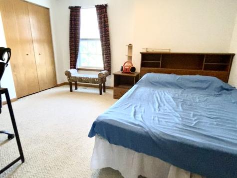 1056 Deertrail Court Antioch IL 60002