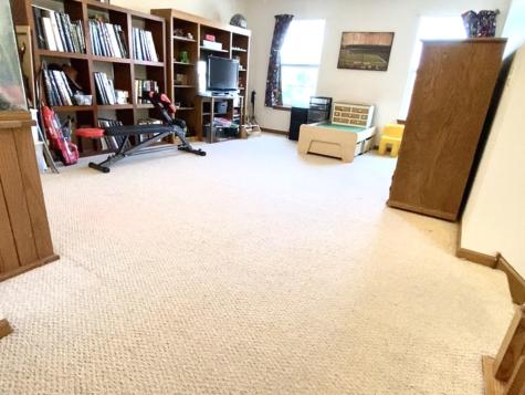 1056 Deertrail Court Antioch IL 60002