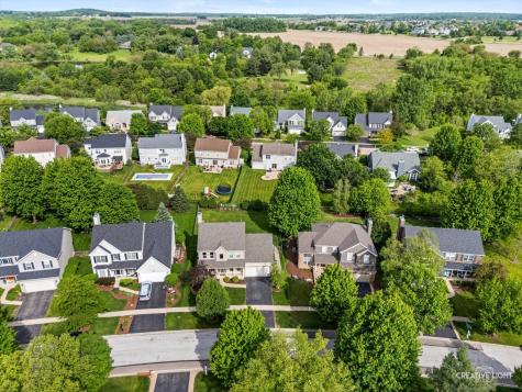 39W470 West Mallory Drive Geneva IL 60134