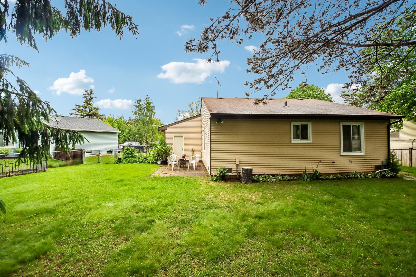 356 Westbrook Circle Naperville IL 60565