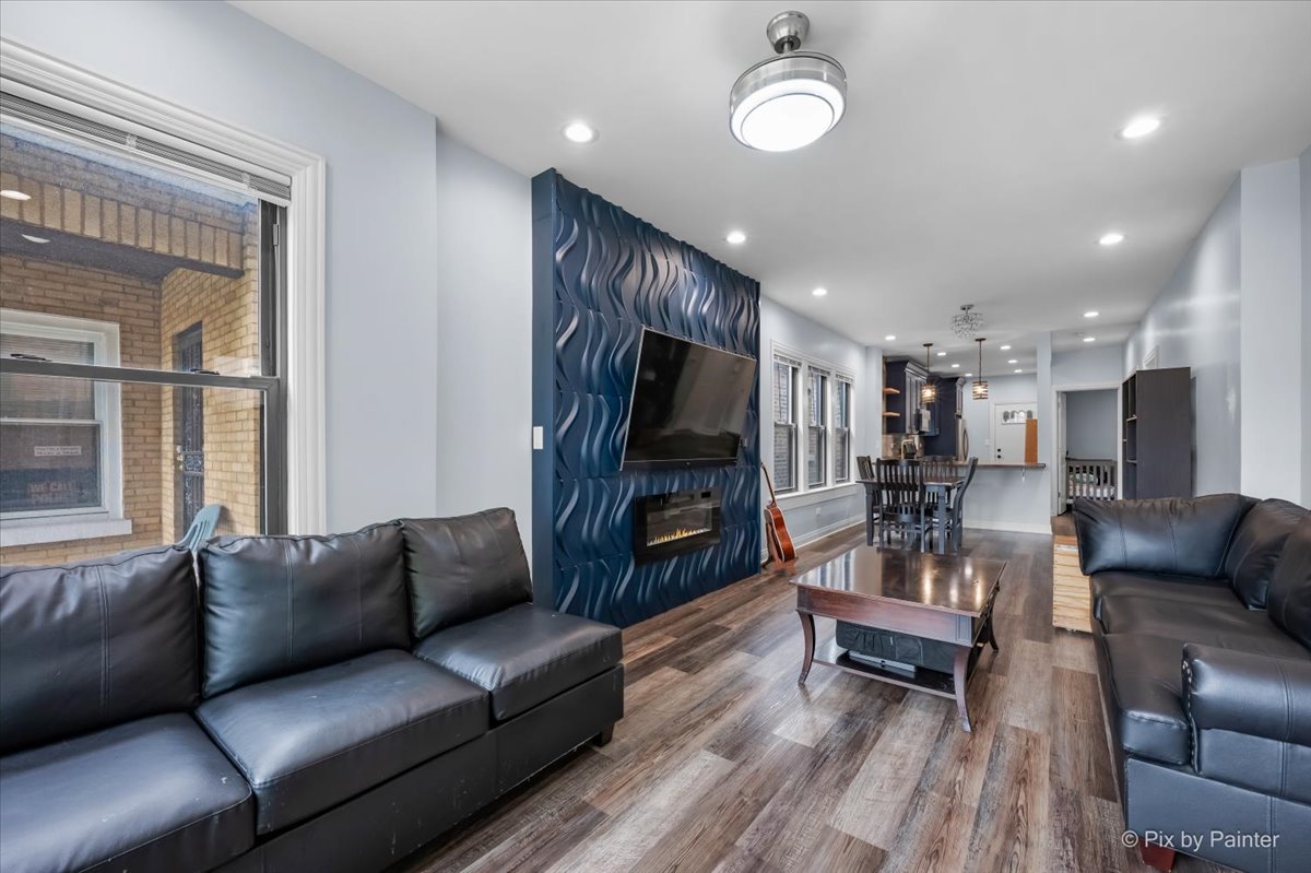 7316 South Wabash Avenue Chicago IL 60619