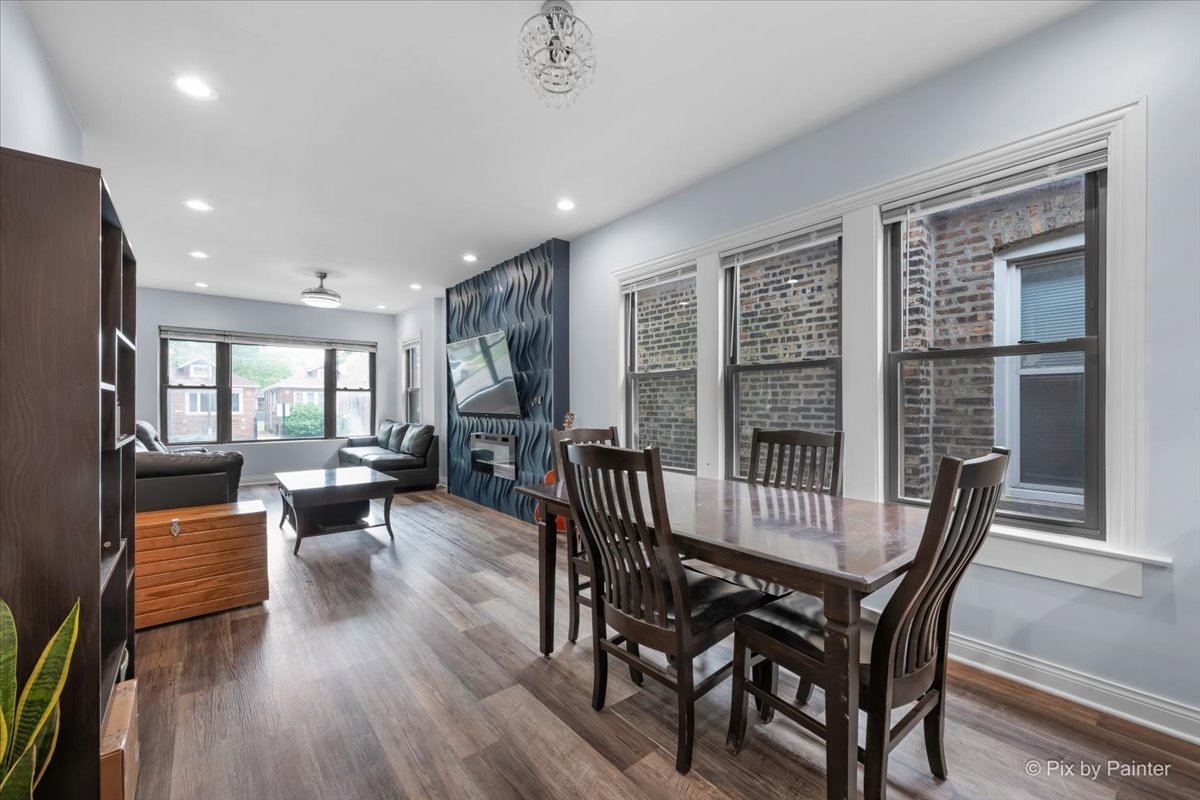 7316 South Wabash Avenue Chicago IL 60619