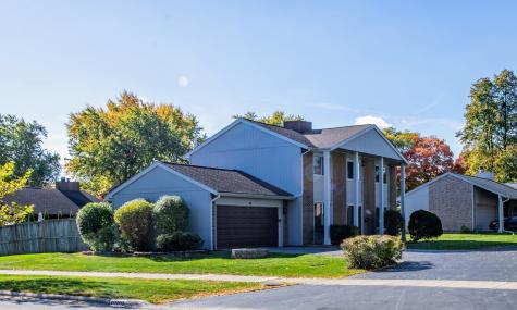 380 Ventura Club Drive Roselle IL 60172