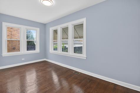 5624 West Pensacola Avenue Chicago IL 60634