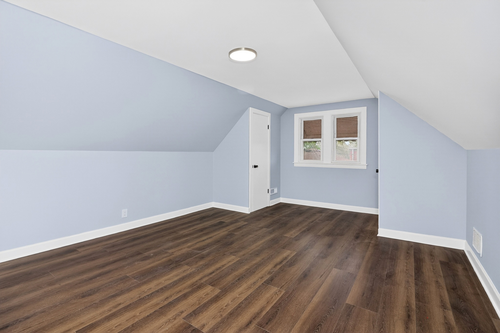 5624 West Pensacola Avenue Chicago IL 60634