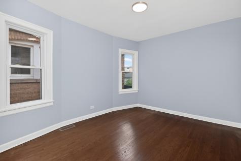 5624 West Pensacola Avenue Chicago IL 60634