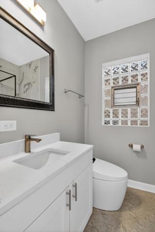 5624 West Pensacola Avenue Chicago IL 60634