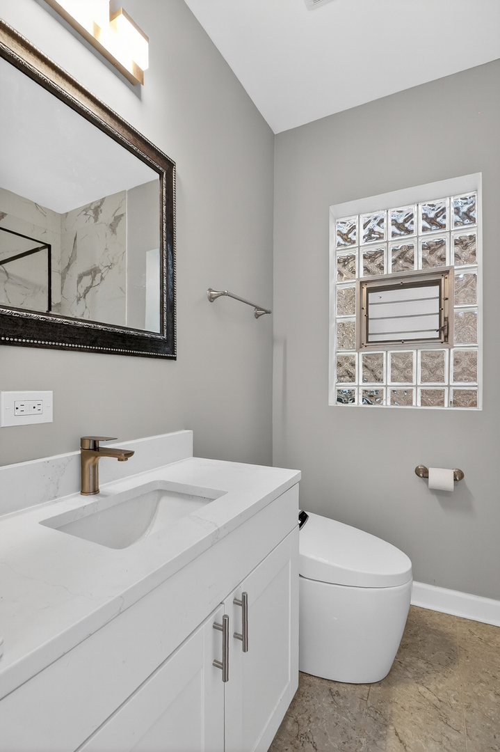 5624 West Pensacola Avenue Chicago IL 60634