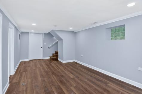 5624 West Pensacola Avenue Chicago IL 60634
