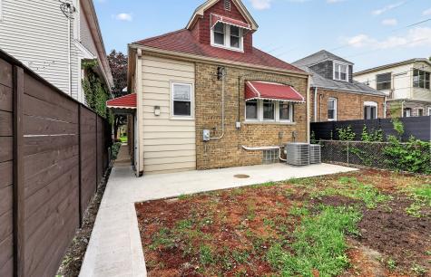 5624 West Pensacola Avenue Chicago IL 60634