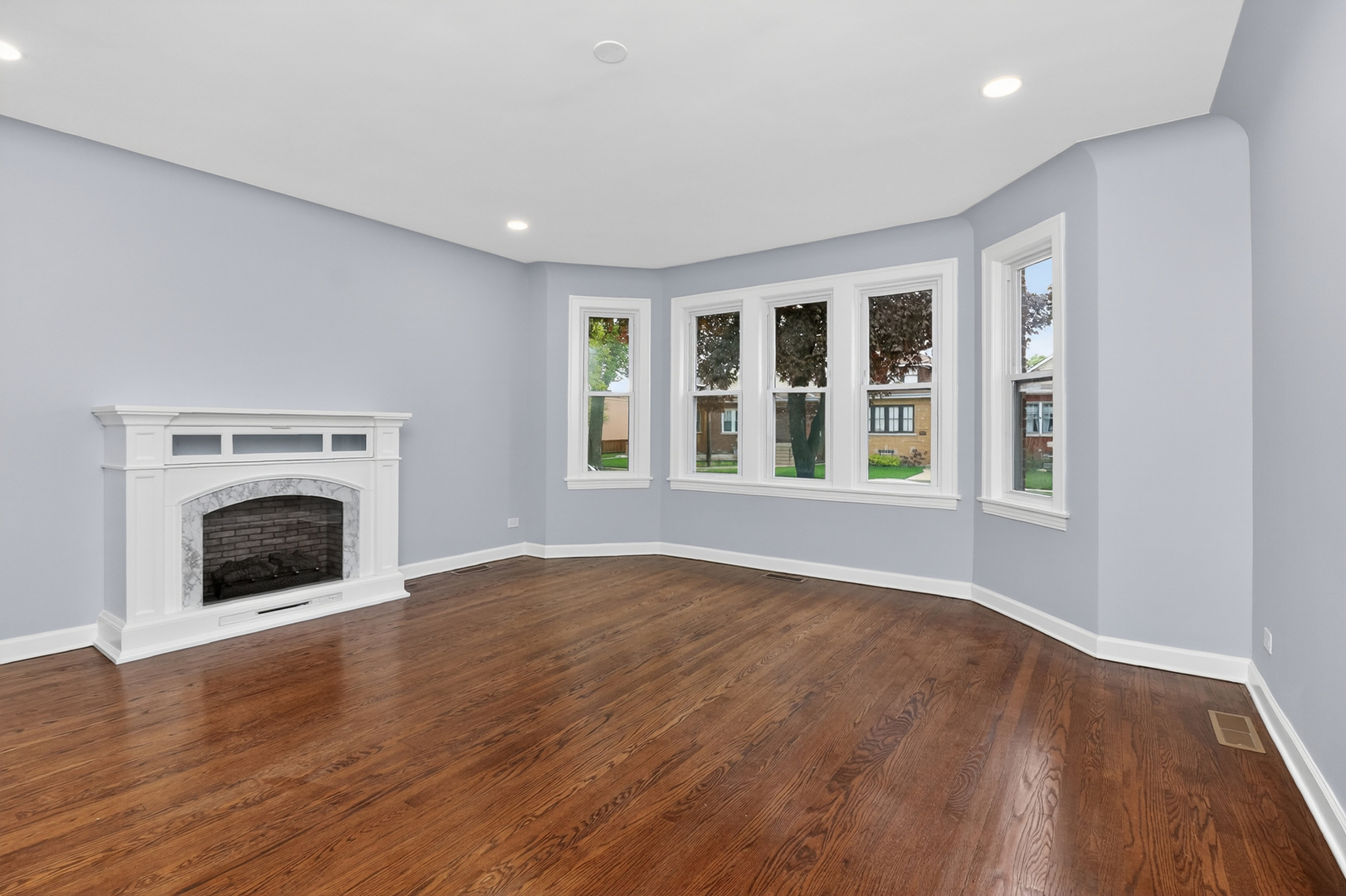 5624 West Pensacola Avenue Chicago IL 60634