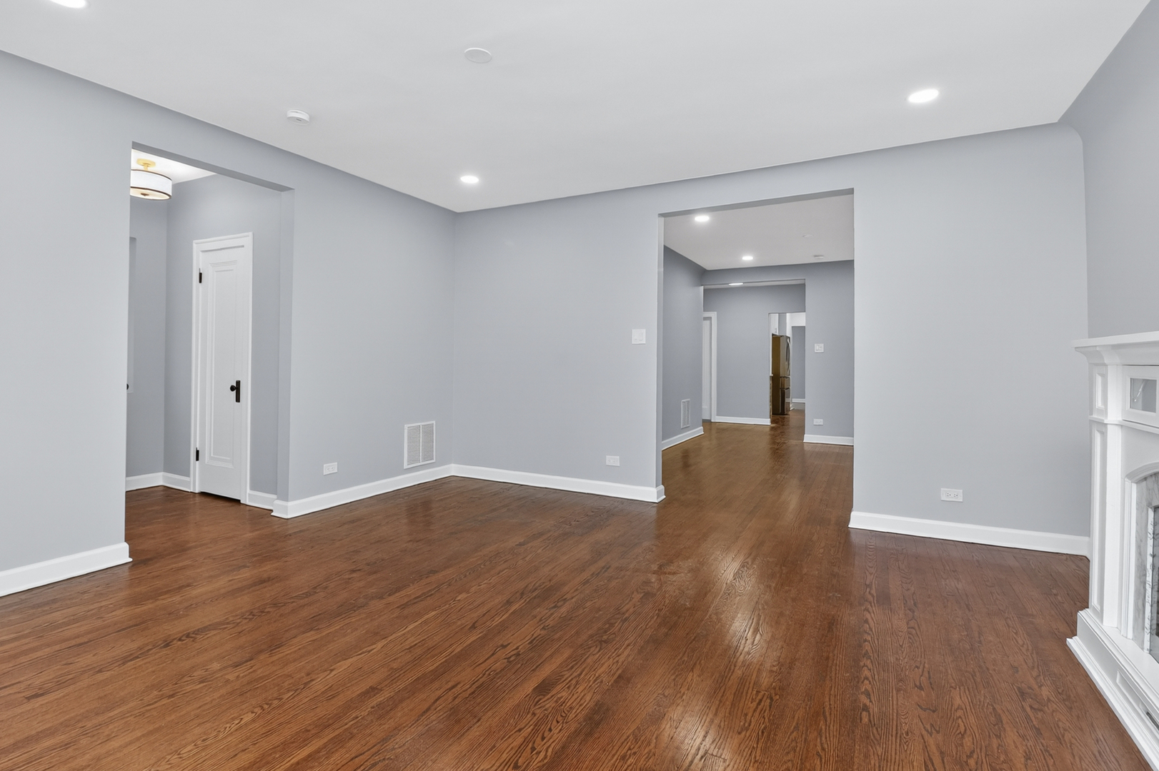 5624 West Pensacola Avenue Chicago IL 60634