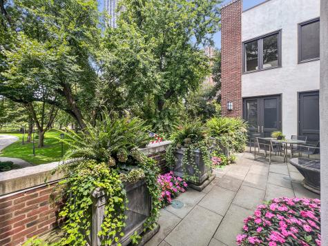 1524 North Astor Street Chicago IL 60610
