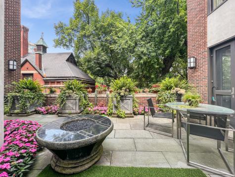 1524 North Astor Street Chicago IL 60610