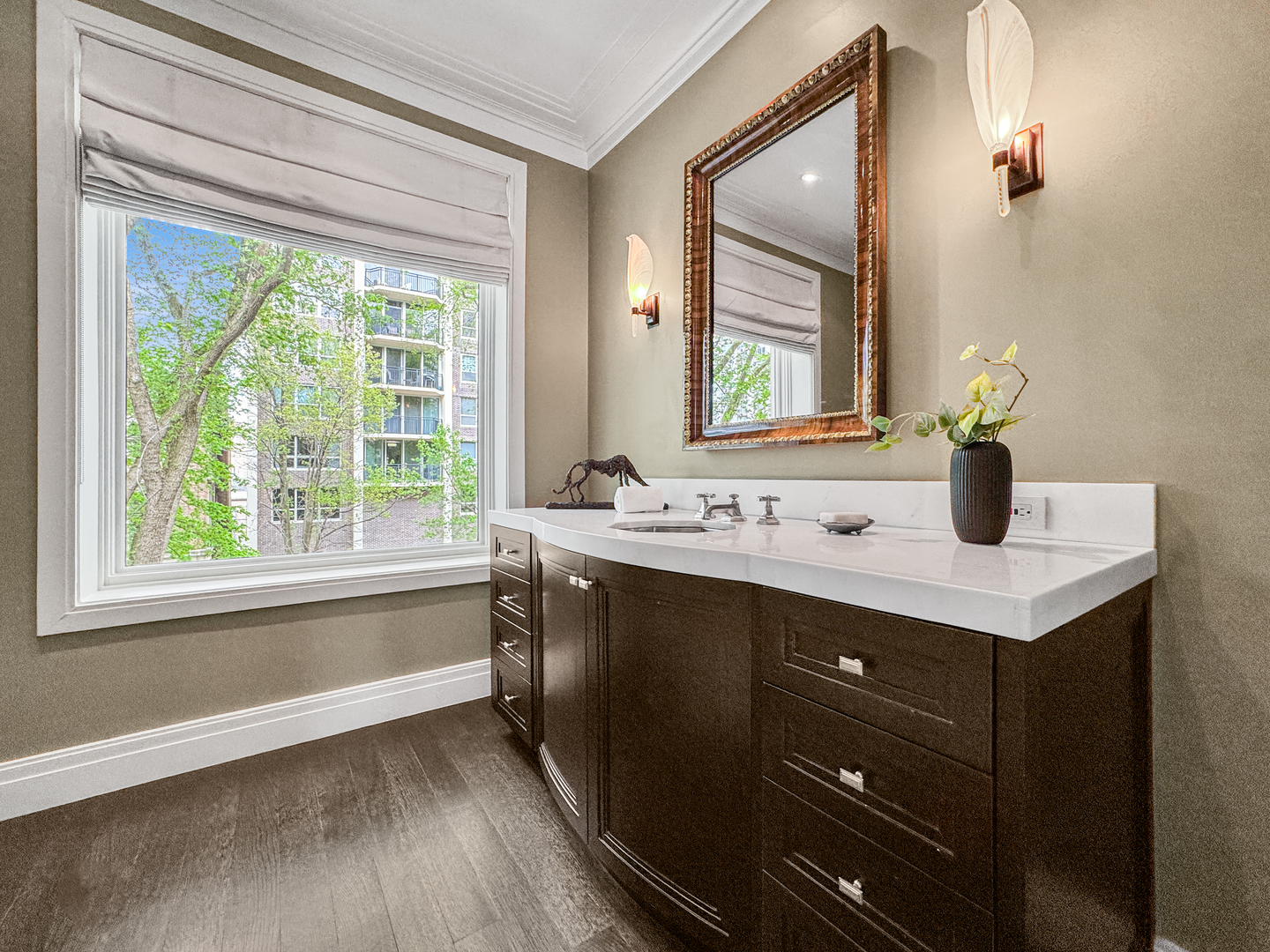 1524 North Astor Street Chicago IL 60610
