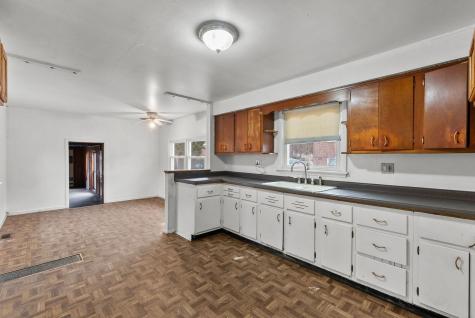 7911 45TH Street Lyons IL 60534