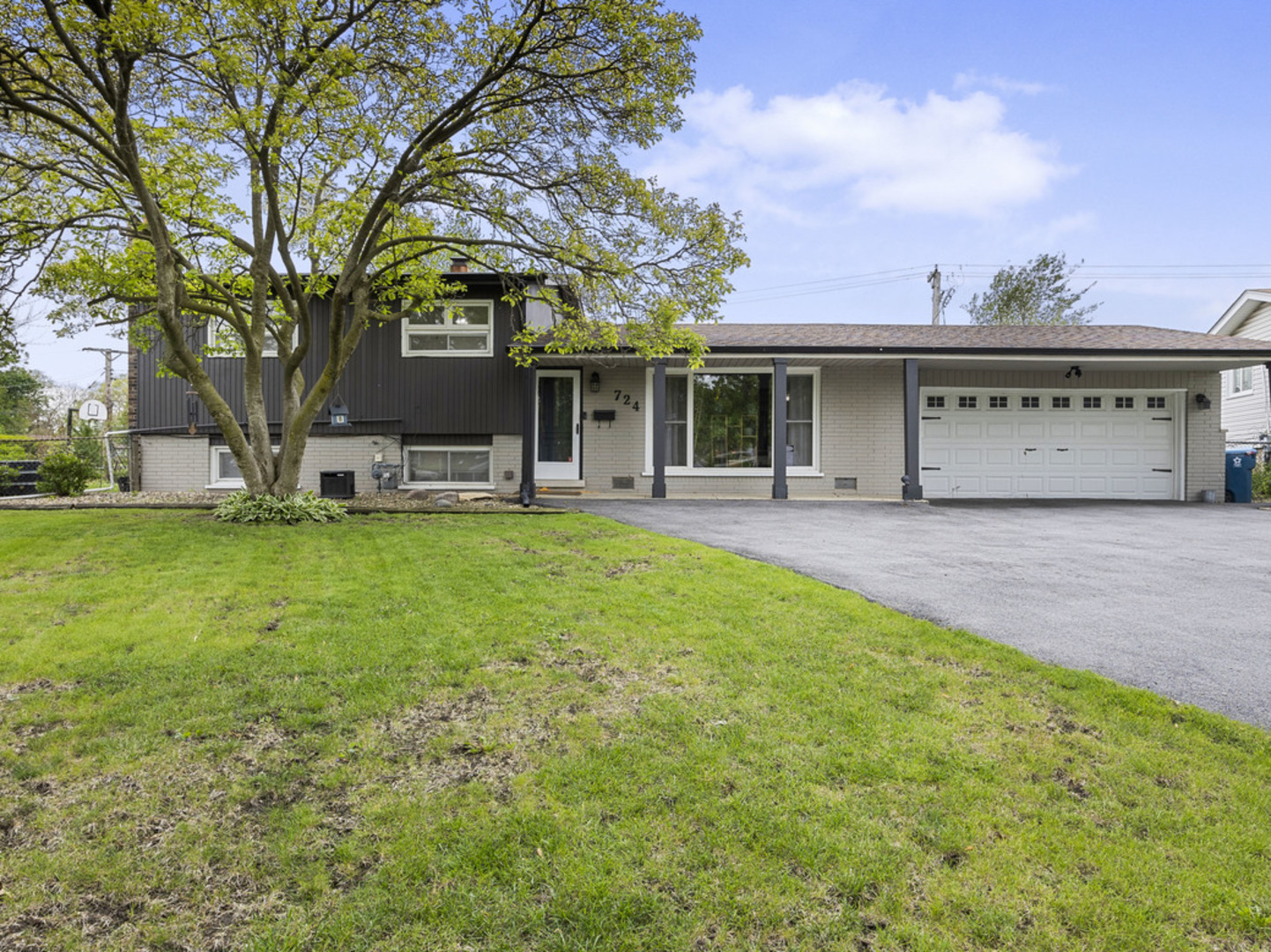724 Lexington Drive Chicago Heights IL 60411