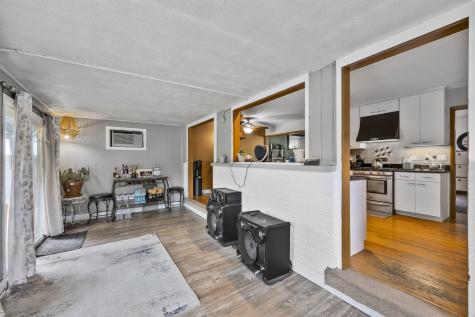 724 Lexington Drive Chicago Heights IL 60411