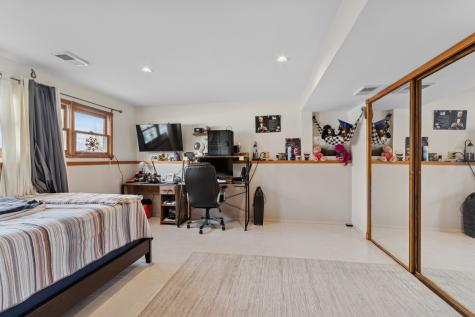 341 Woodlyn Drive Aurora IL 60505