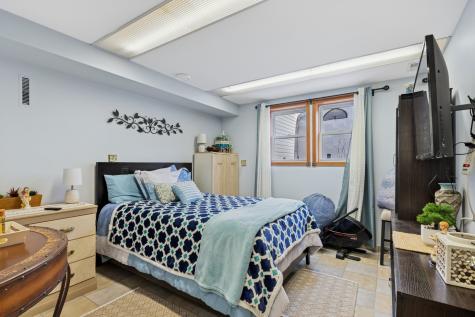 341 Woodlyn Drive Aurora IL 60505