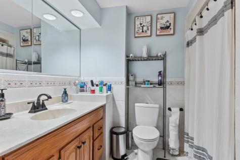 341 Woodlyn Drive Aurora IL 60505