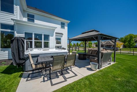 2902 Hampton Avenue North Aurora IL 60542