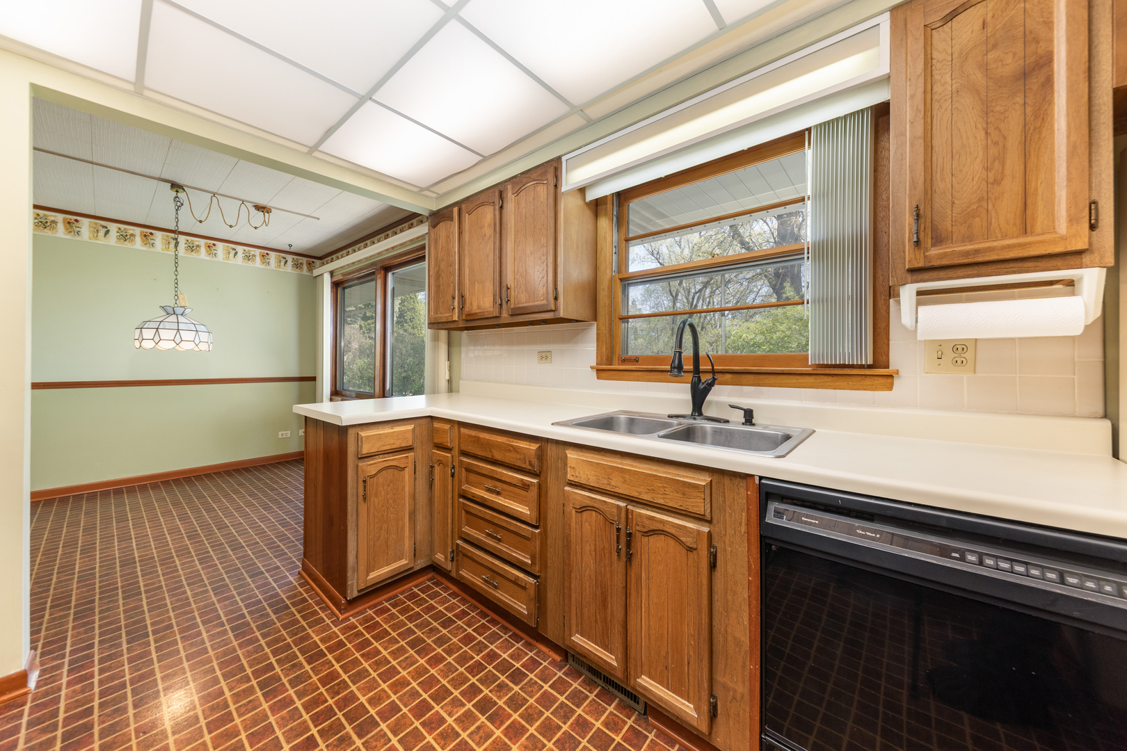 4S629 Radcliff Road Naperville IL 60563