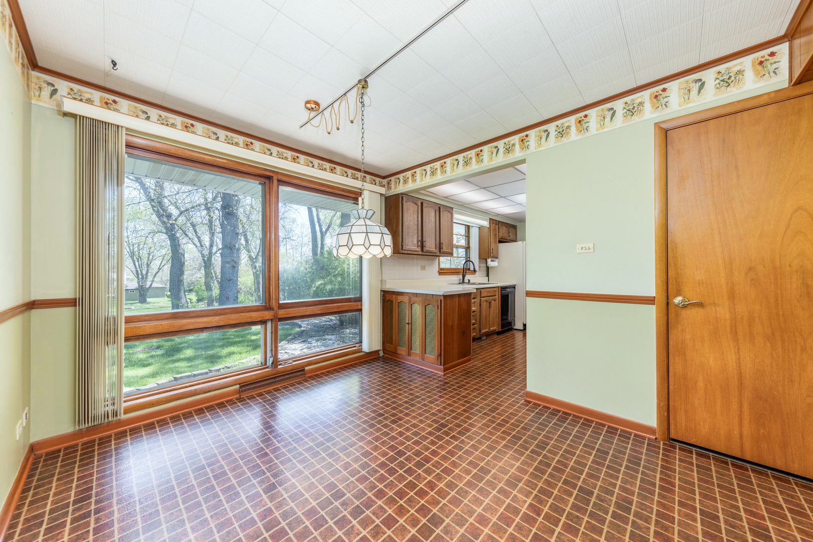 4S629 Radcliff Road Naperville IL 60563