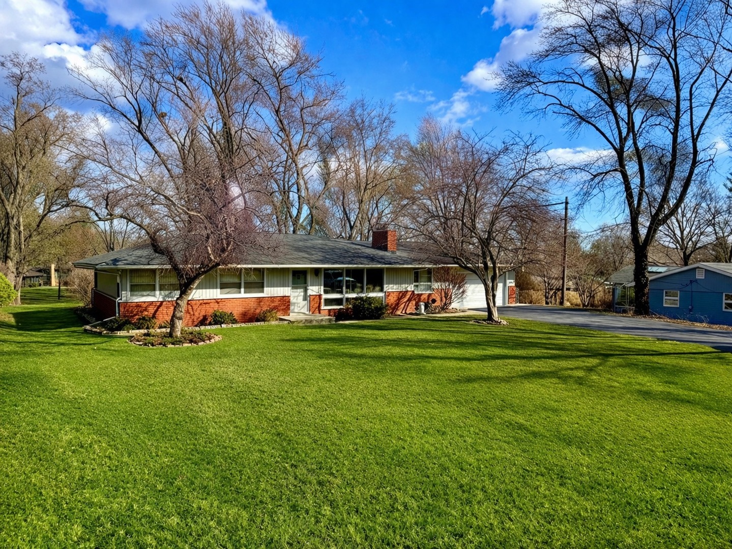 4S629 Radcliff Road Naperville IL 60563
