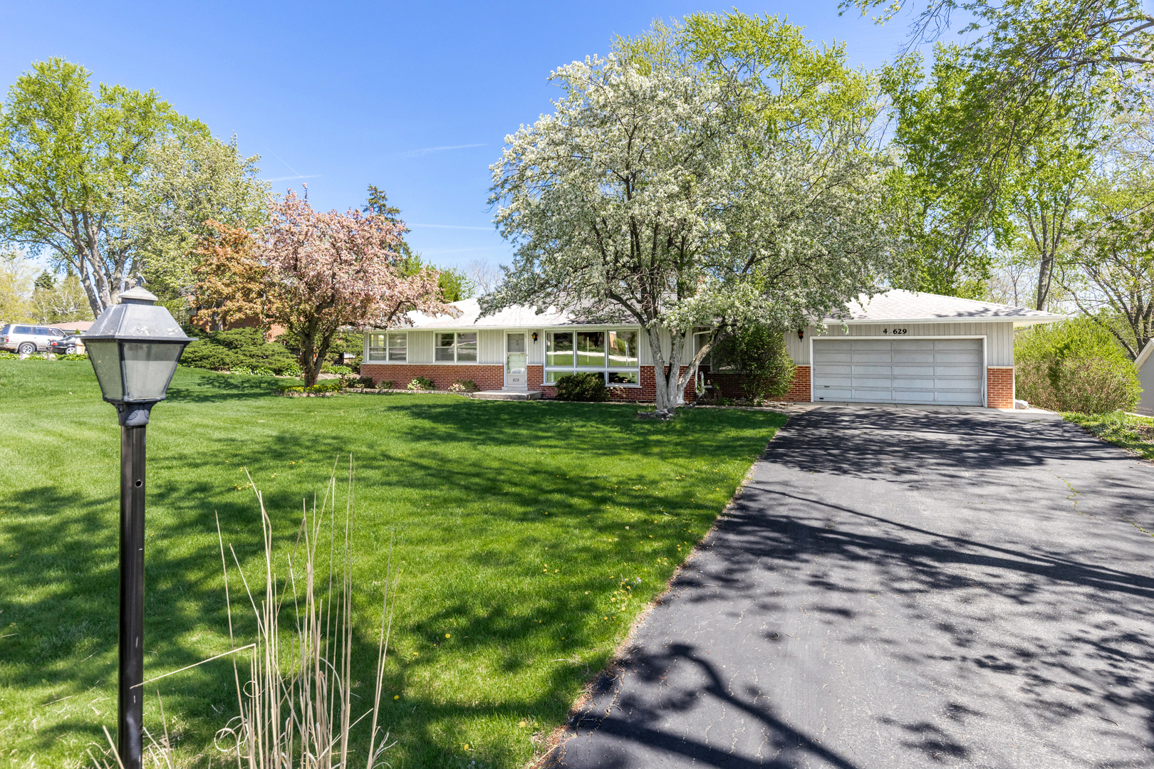 4S629 Radcliff Road Naperville IL 60563