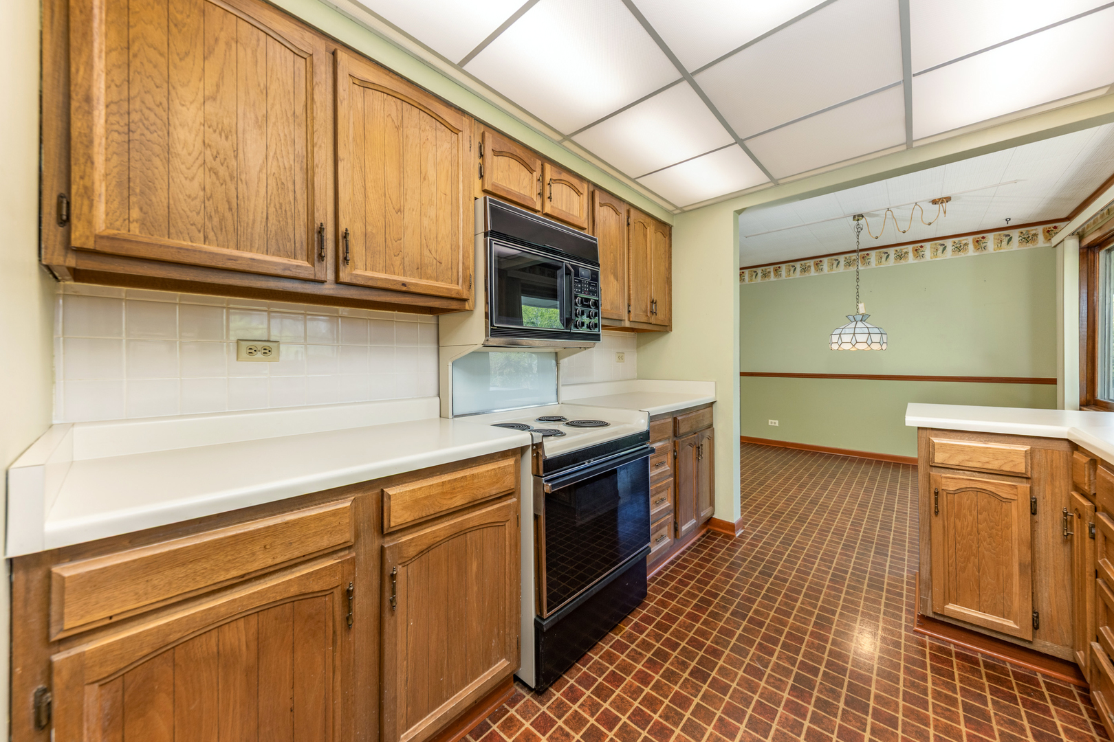 4S629 Radcliff Road Naperville IL 60563