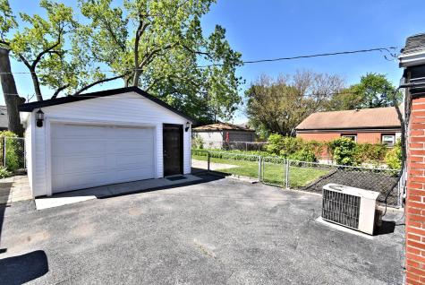 3123 176TH Street Lansing IL 60438