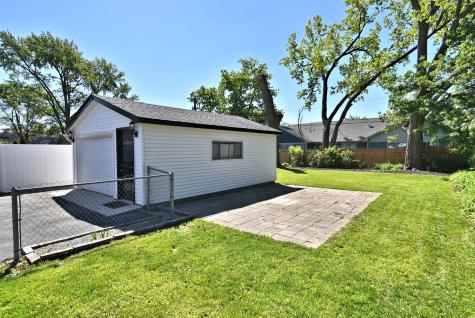 3123 176TH Street Lansing IL 60438