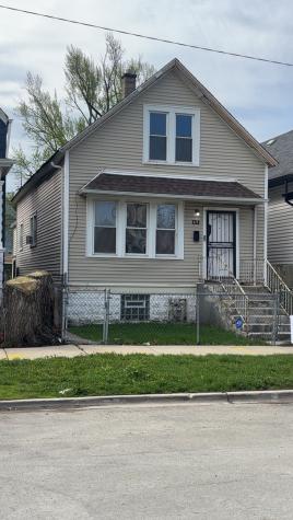 65 West 112th Place Chicago IL 60628