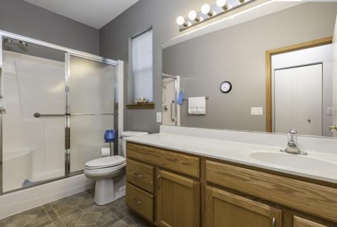 109 Hunter Court Grayslake IL 60030