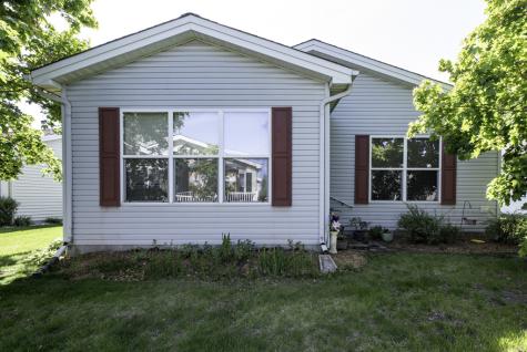 109 Hunter Court Grayslake IL 60030