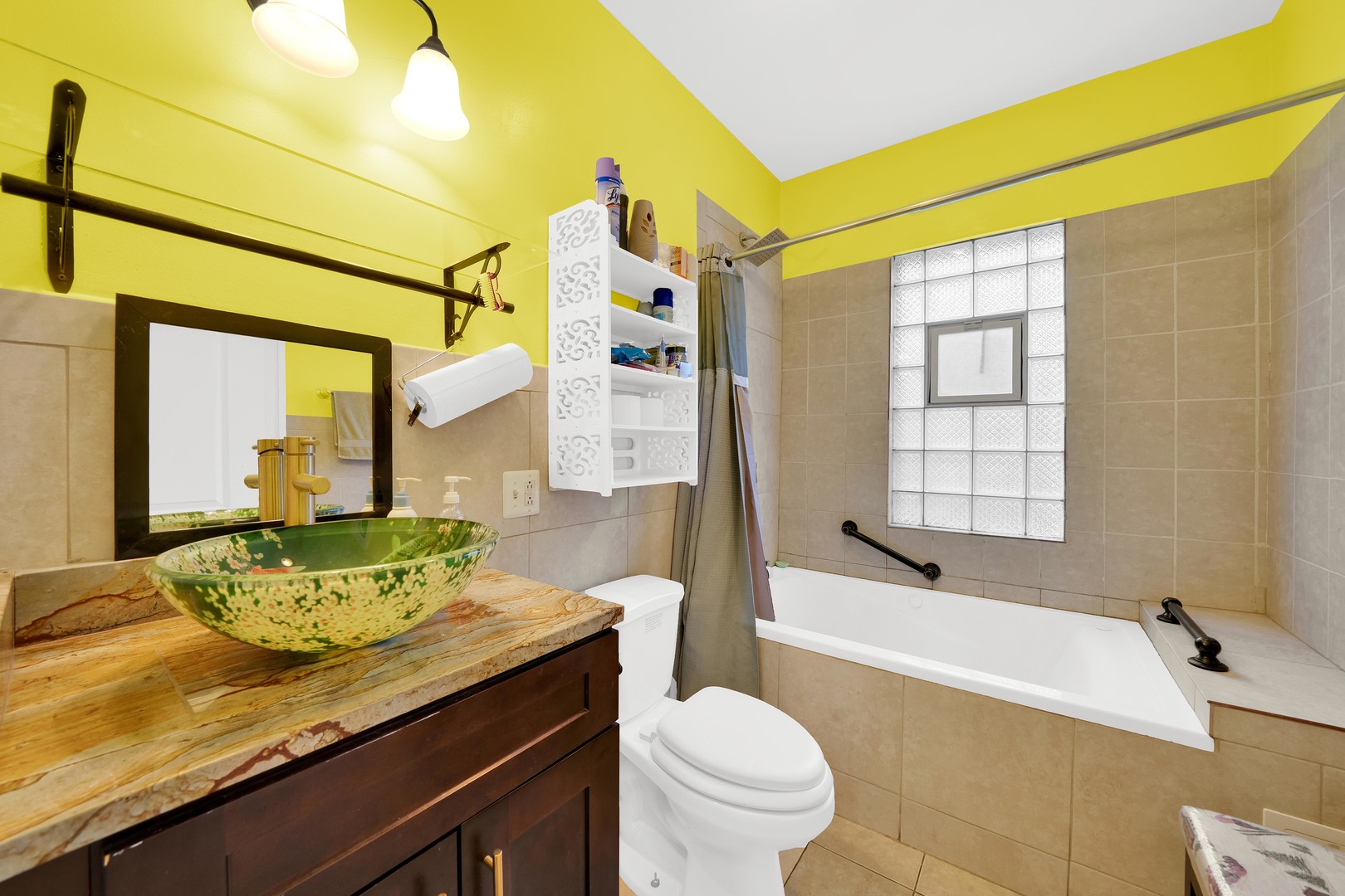 6431 South Maplewood Avenue Chicago IL 60629